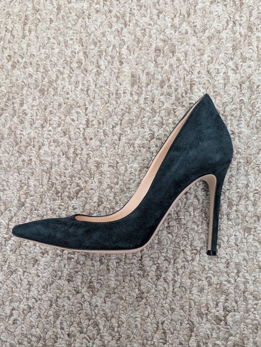 Gianvito Rossi Dark Green Suede Pumps sz 38